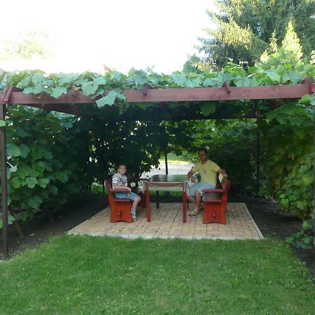 Magyar Apartman Hajduszoboszlo Exterior foto