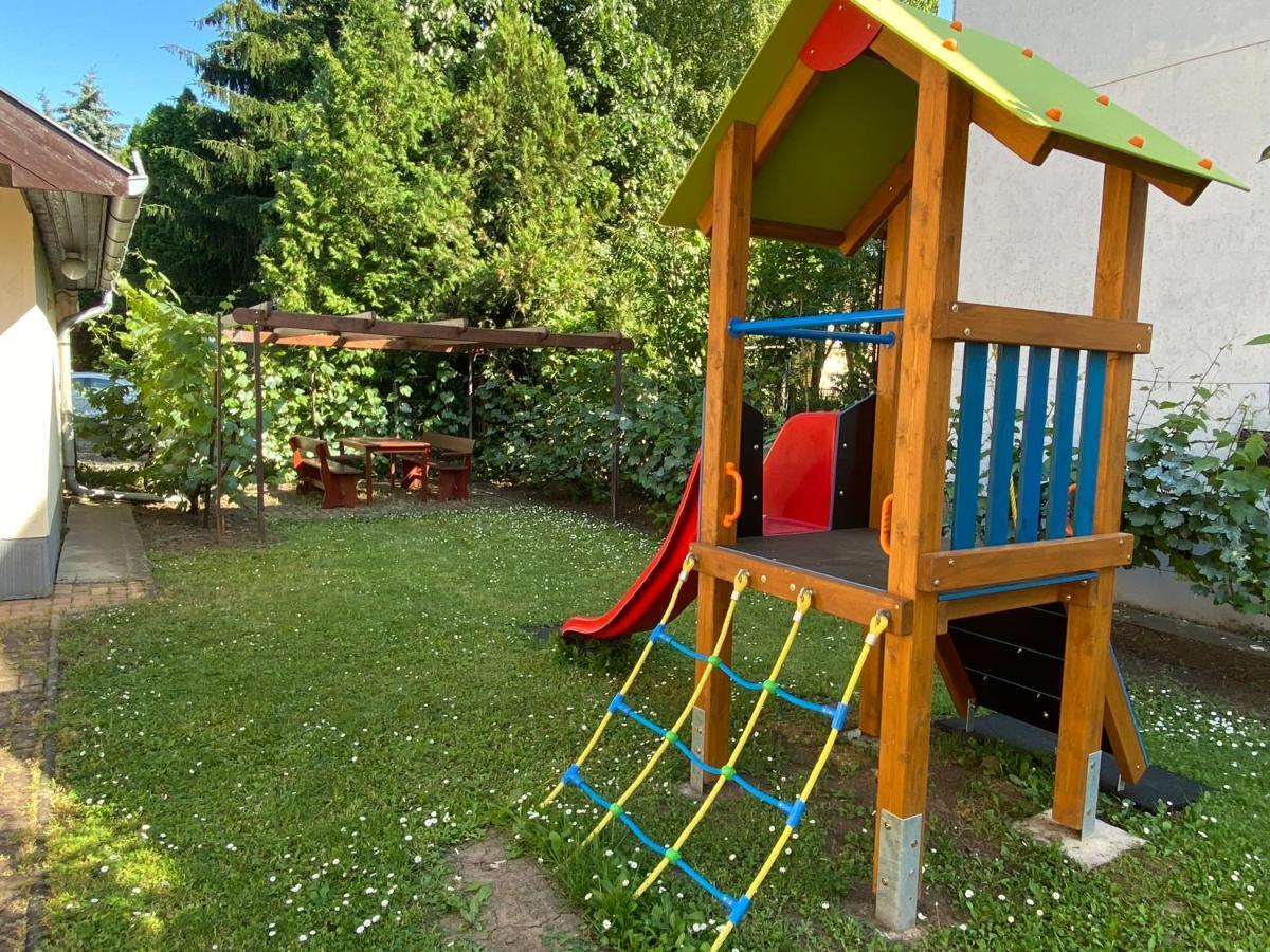 Magyar Apartman Hajduszoboszlo Exterior foto