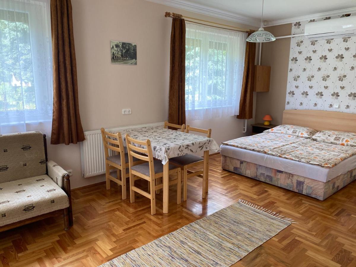 Magyar Apartman Hajduszoboszlo Exterior foto